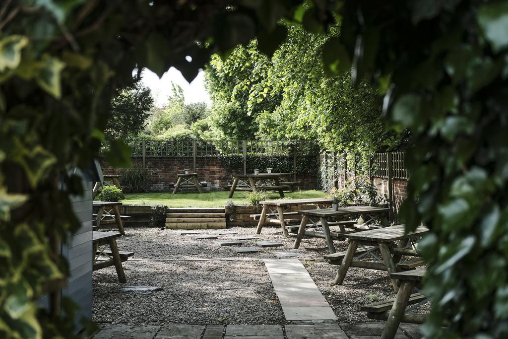 Bull Inn Reading Exterior foto